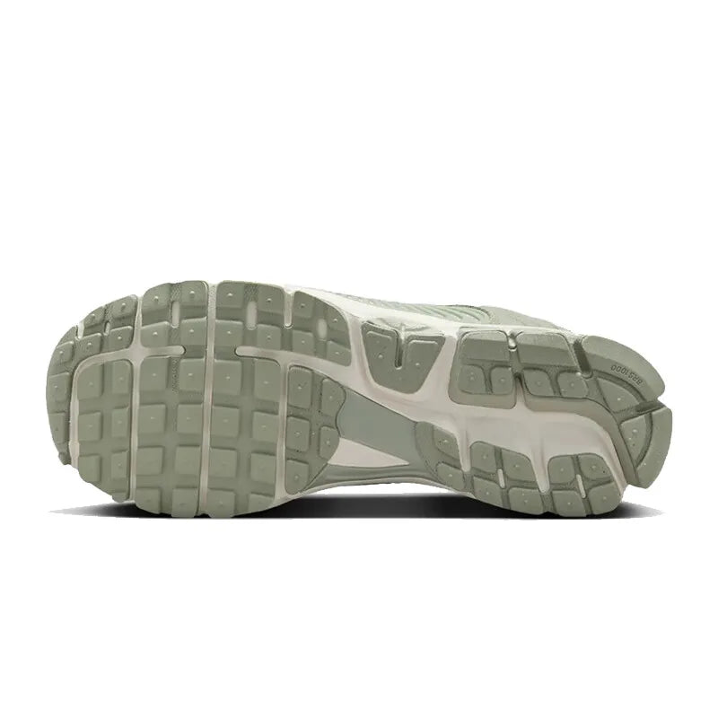 Original New Arrival NIKE ZOOM VOMERO 5 Men's Running Shoes Sneakers