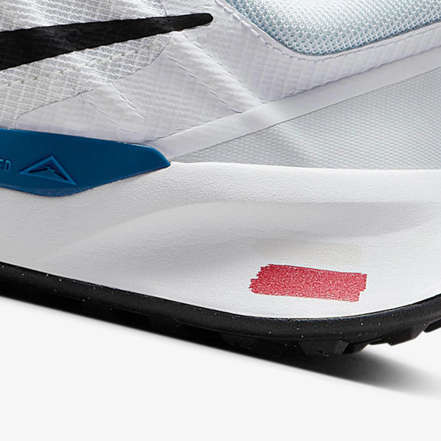 Nike Breathable Low-Top Running Shoes DM0821-104