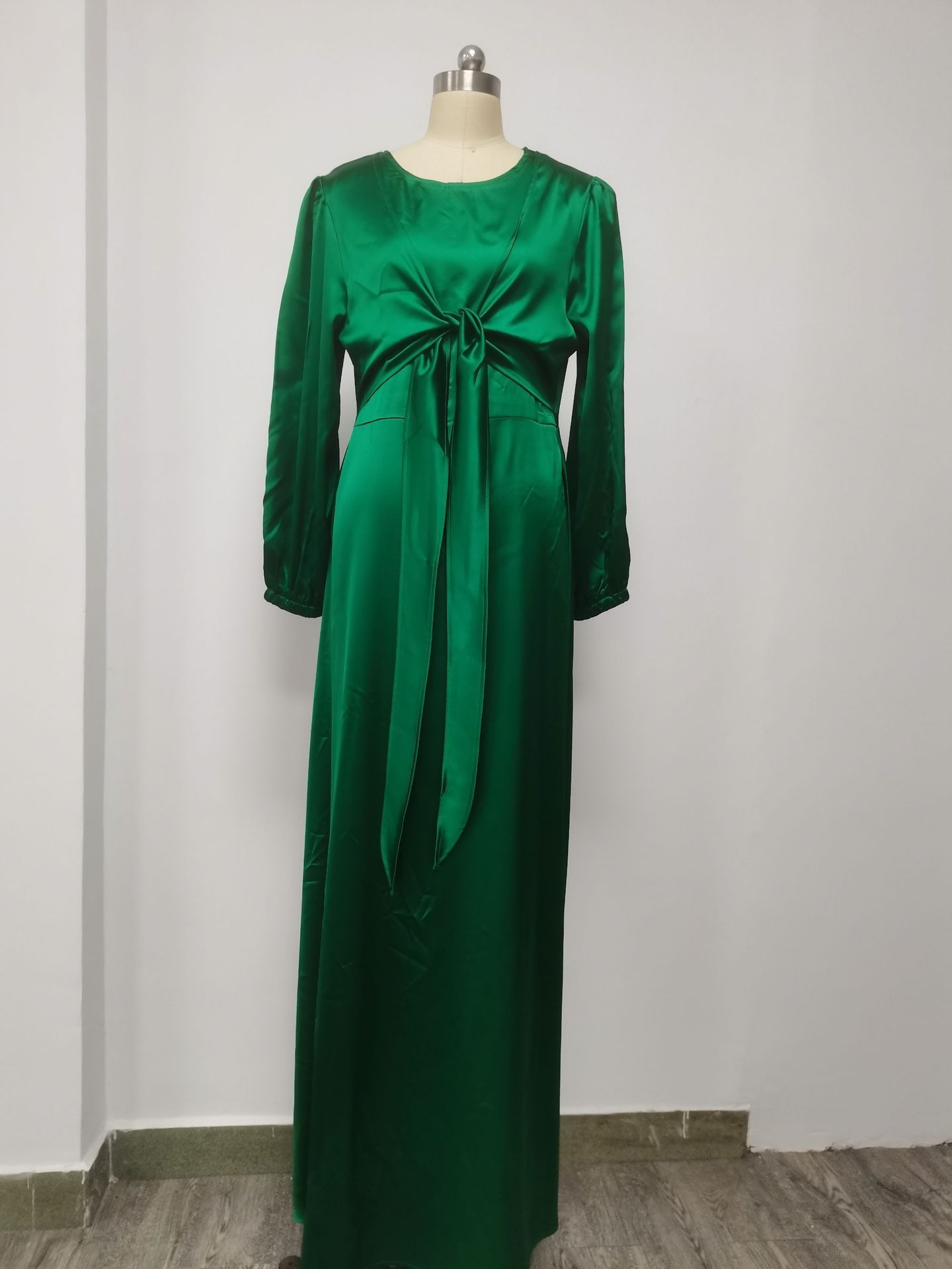 Dubai Muslim Women Abaya