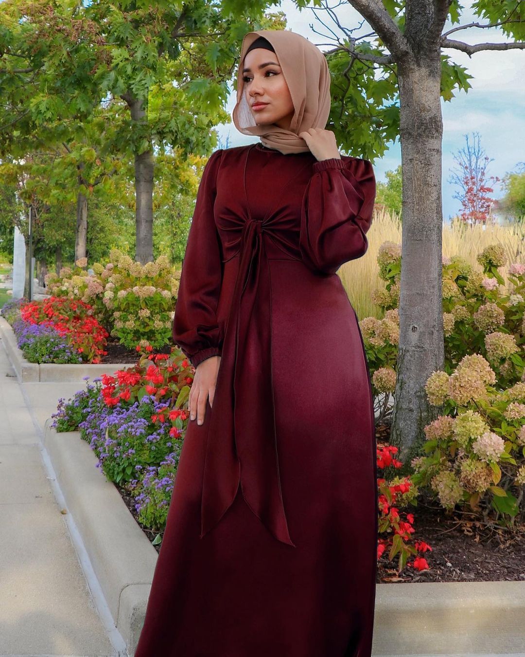 Dubai Muslim Women Abaya